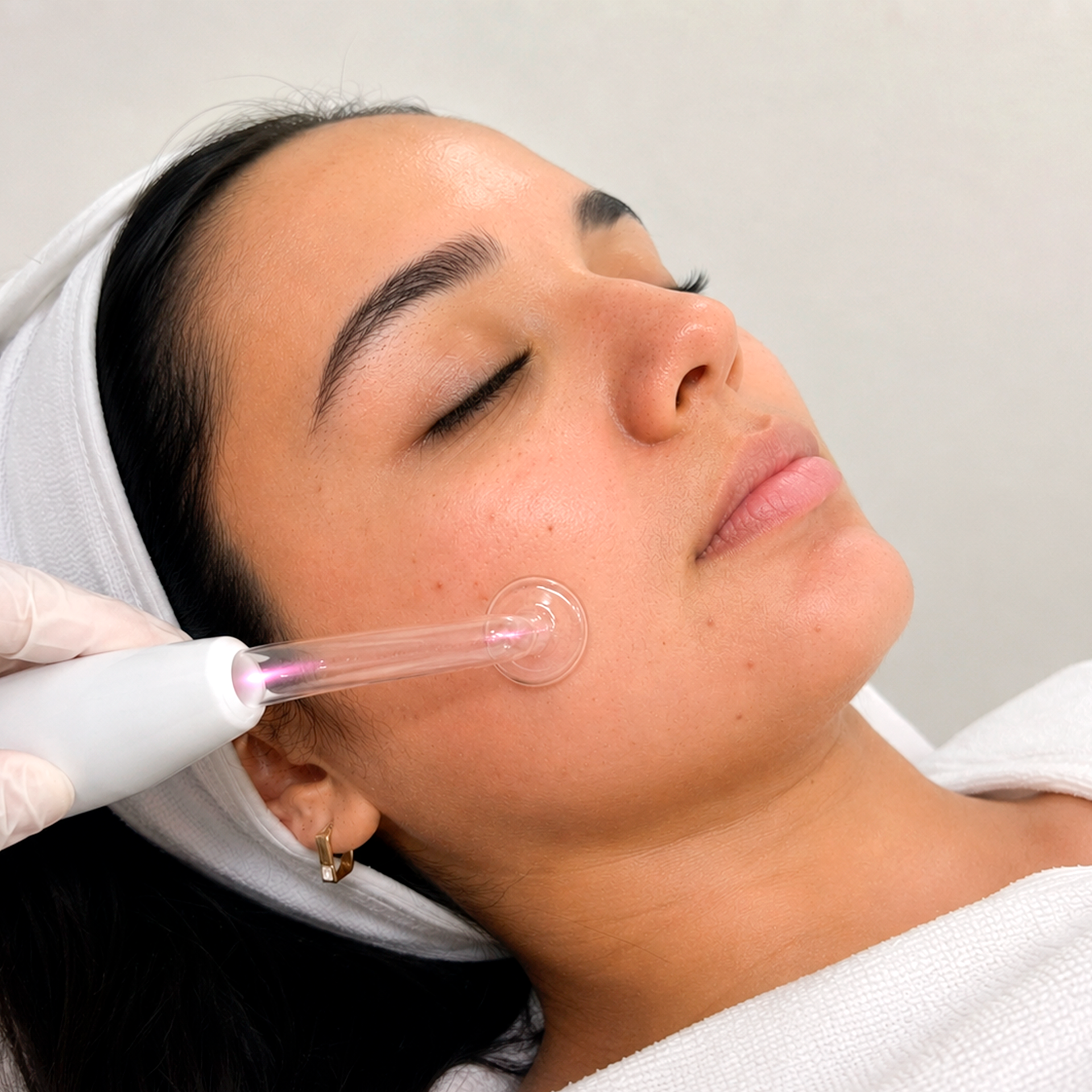 Hydra Pro Facial
